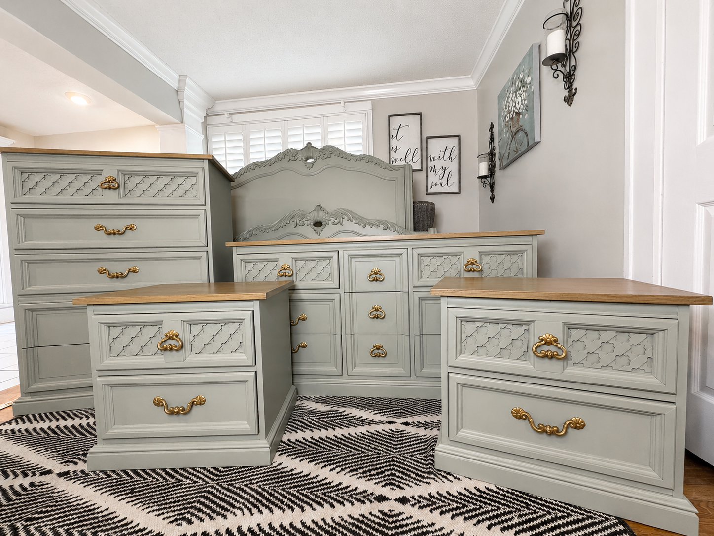 Queen Size Bedroom Set